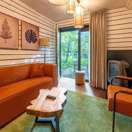 Forest Escape For Four *